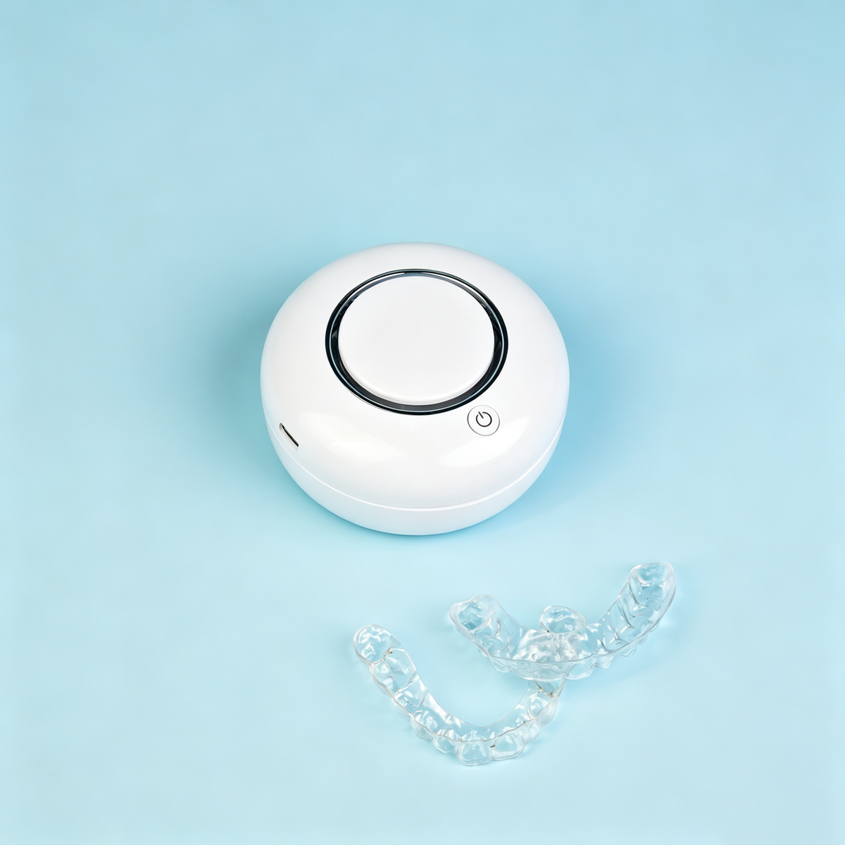 UVC Retainer Case — Smart 3-Minute UV Care for Aligners, Retainers, Dental Appliances