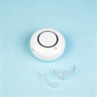 UVC Retainer Case — Smart 3-Minute UV Care for Aligners, Retainers,  Dental Appliances